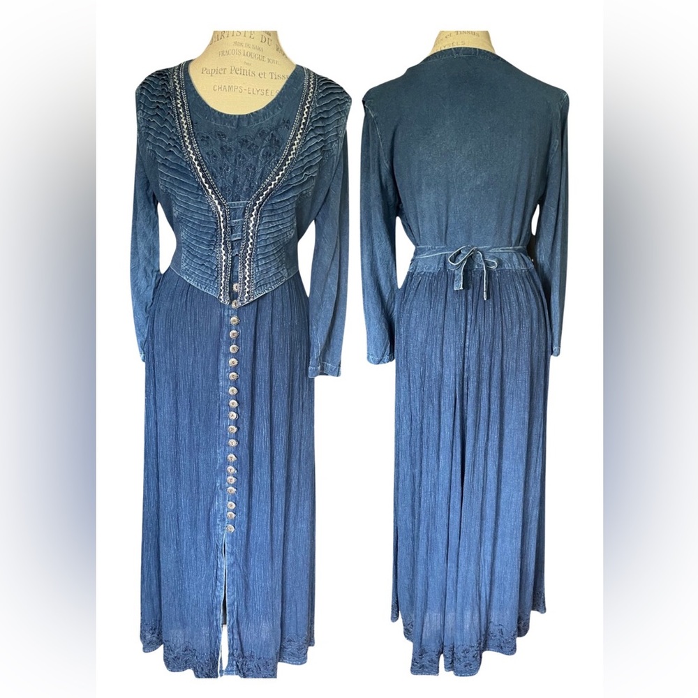 VINTAGE STATEMENT DRESS - Picture 3 of 8